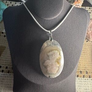 Oval Flower Agate Pendant Necklace